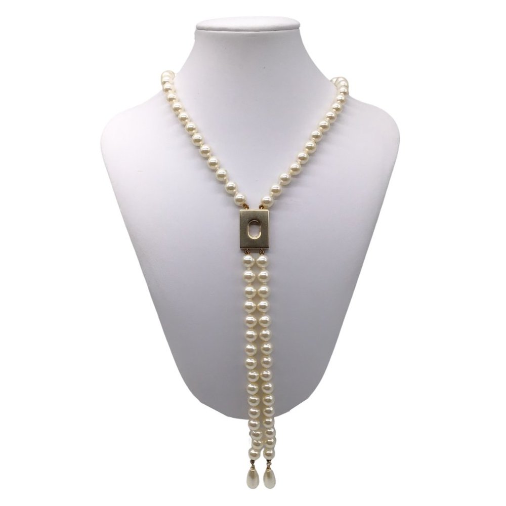 Chanel Cream 2017 Drop Pendant Pearl String Necklace - Picture 3 of 8